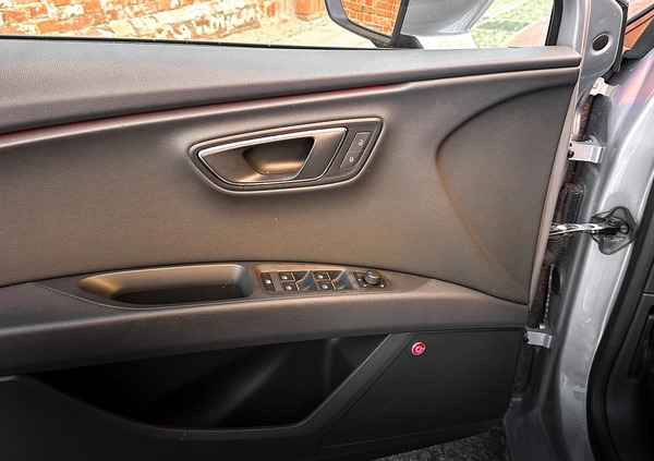 Seat Leon cena 79000 przebieg: 124491, rok produkcji 2018 z Łódź małe 191